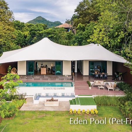 Hotel Te Mata Glamping à Nong Nam Daeng Extérieur photo