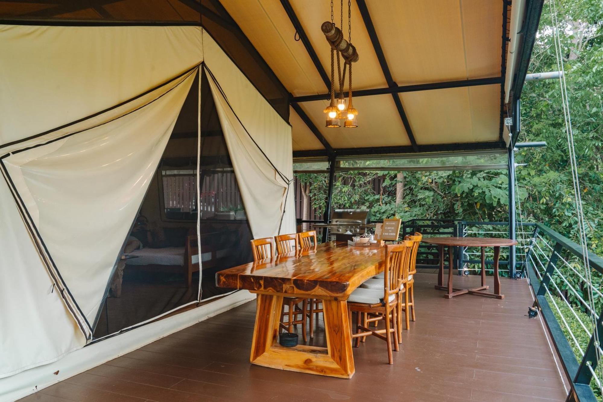 Hotel Te Mata Glamping à Nong Nam Daeng Extérieur photo