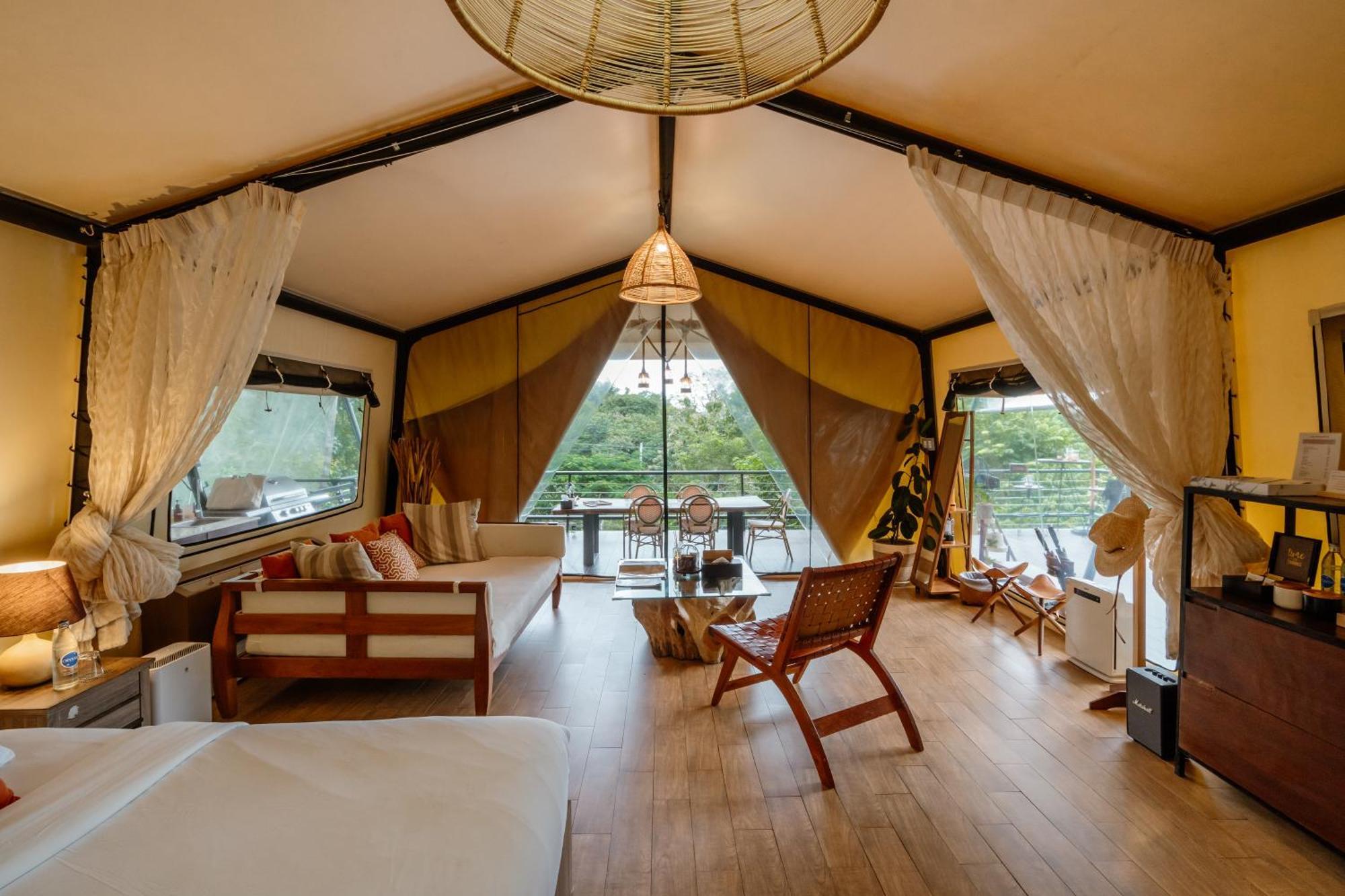 Hotel Te Mata Glamping à Nong Nam Daeng Extérieur photo