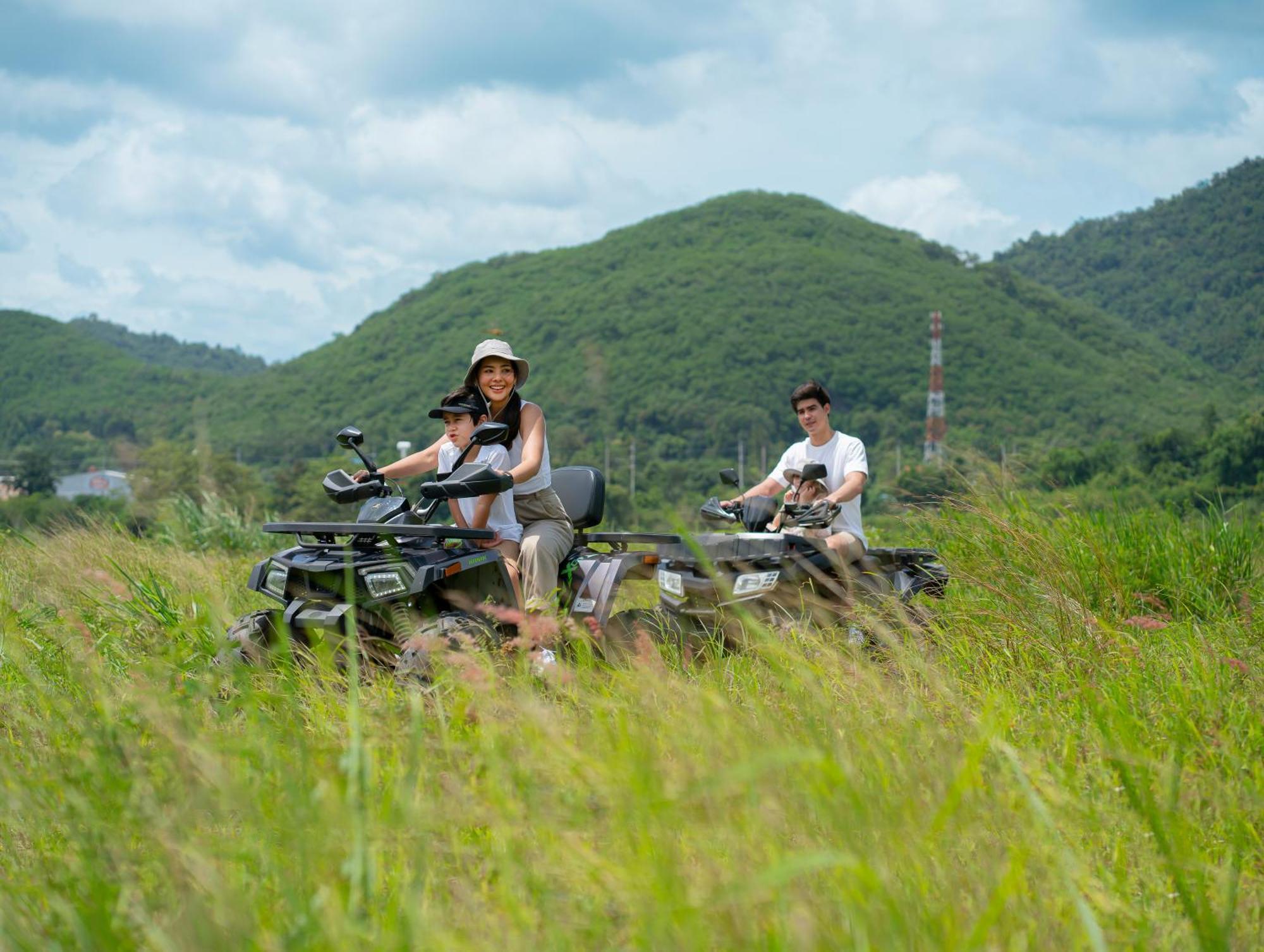 Hotel Te Mata Glamping à Nong Nam Daeng Extérieur photo